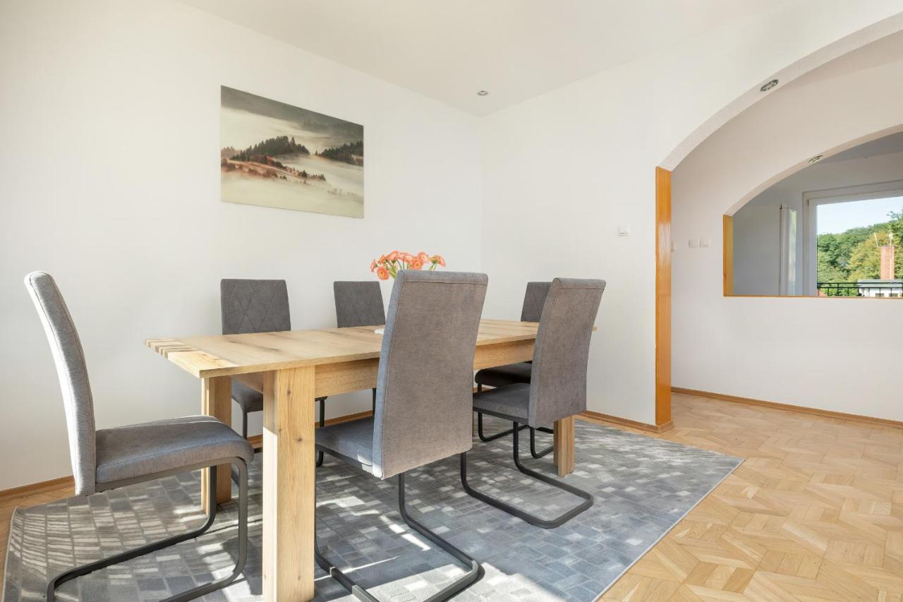 Bright & Spacious Family Apartment In Miedzyzdroje With Parking And 3 Balconies By Noclegi Renters Buitenkant foto
