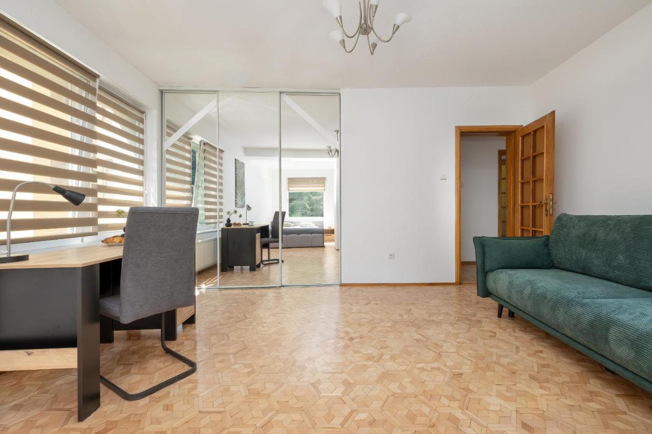 Bright & Spacious Family Apartment In Miedzyzdroje With Parking And 3 Balconies By Noclegi Renters Buitenkant foto
